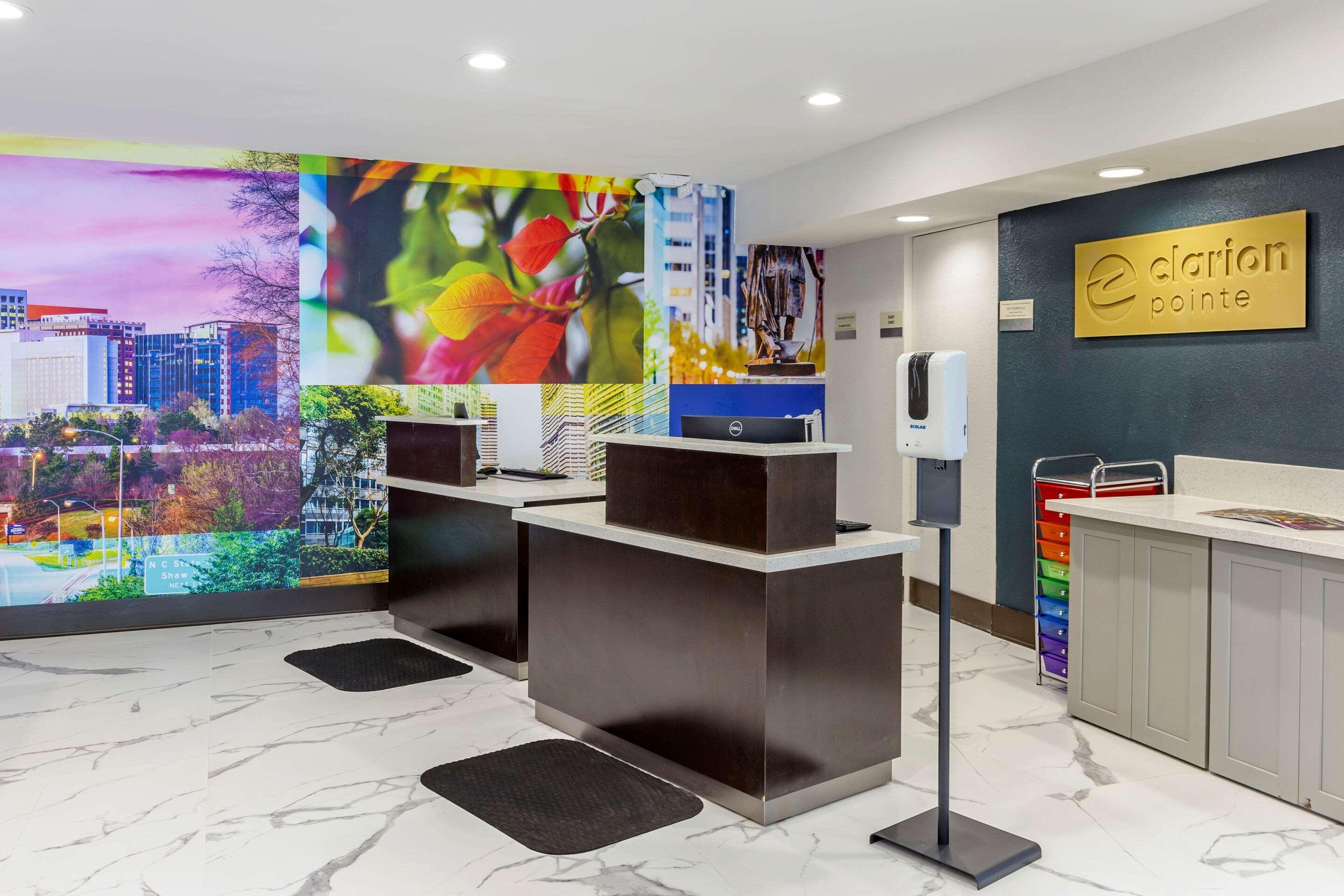 Готель Clarion Pointe Raleigh Midtown Екстер'єр фото